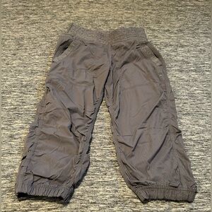 Ivivva Studio Crops size 12